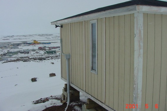 Photo de l'observatoire magnétique Iqaluit