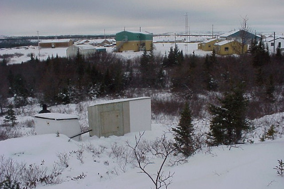 Photo de l'observatoire magnétique Poste de-la-Baleine